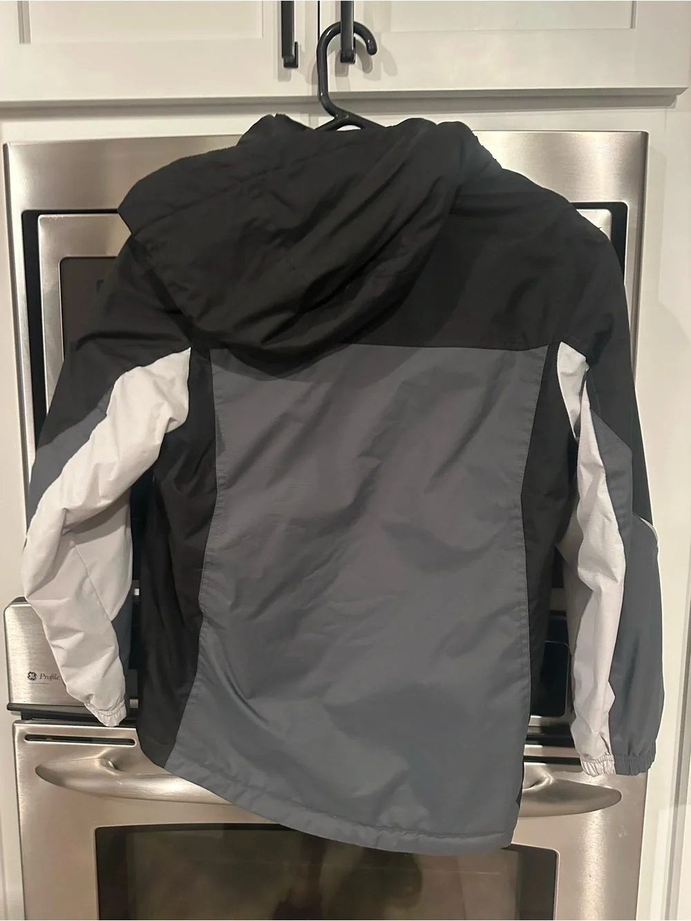 Gerry Weber boys Gray, Black & White Insulated Ski Jacket